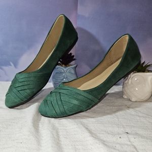 Green ollio flats